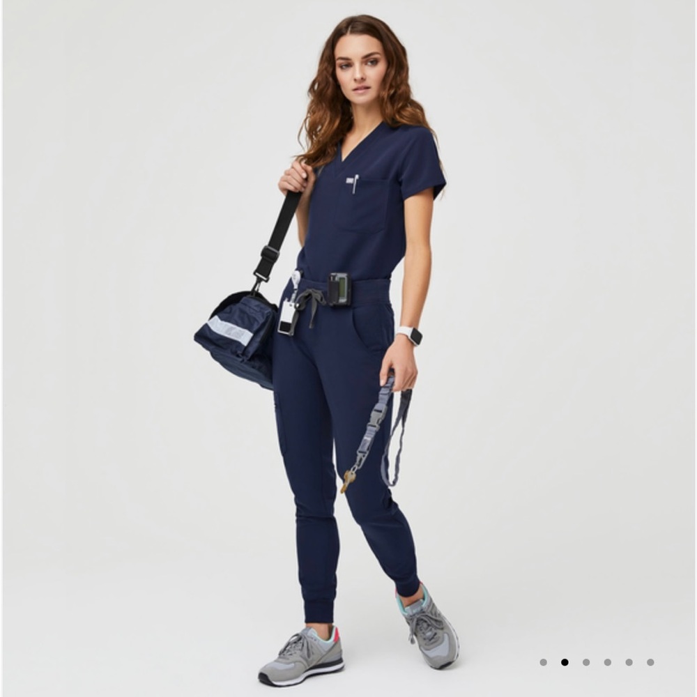 FIGS navy scrubs